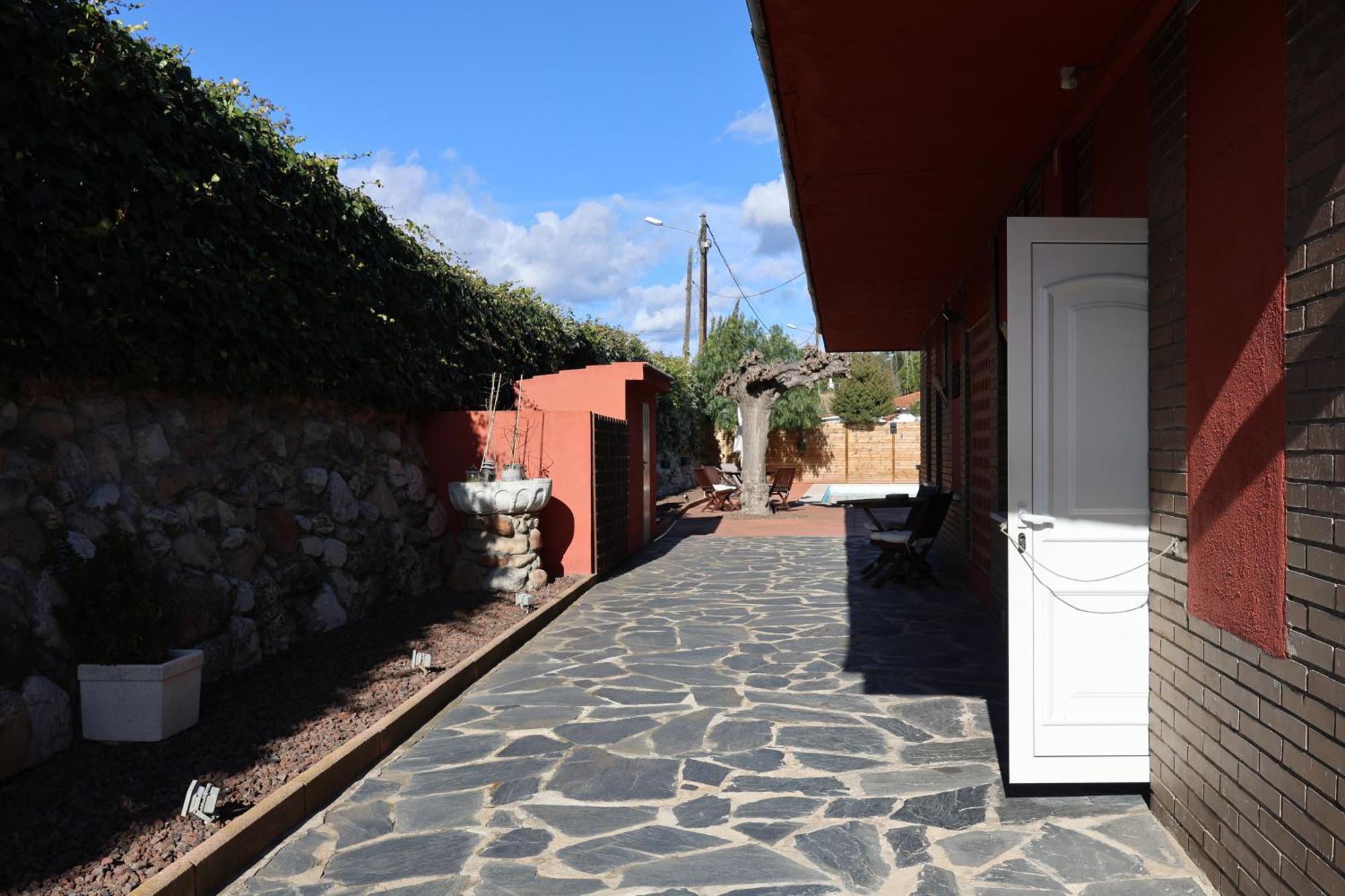 El Cedre Blau Vivienda Con Piscina En Granollers Βίλα Εξωτερικό φωτογραφία